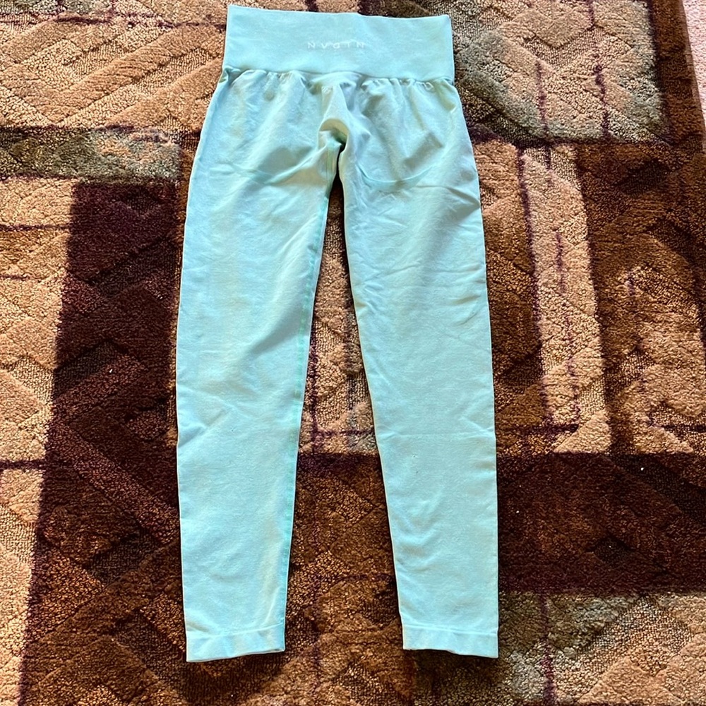 NVGTN Mint Green M Leggings
